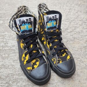 Vintage 1989 Converse Batman High-Top Kids Chuck Taylor, Black and Yellow Sz 3